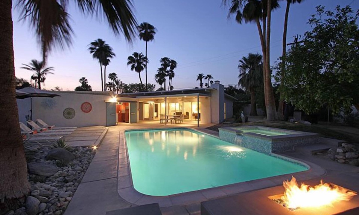 Racquet Club Estates House | Great Property, Spotlessly Clean, Friendly Owner