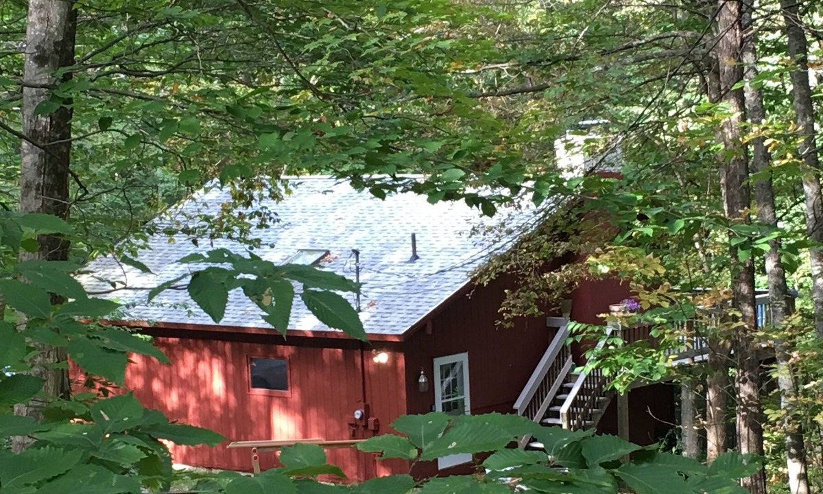 Manchester Center House | Great Summer and Winter Cabin (weekly only)