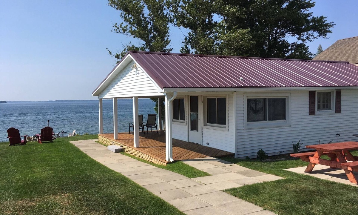 Cape Vincent Cottage | Great Sunset View Riverfront Cottage- Amazing Sunsets!