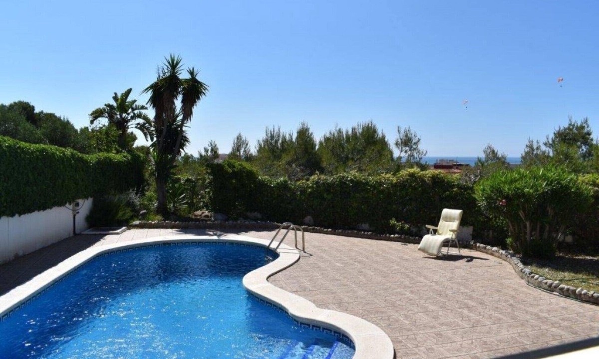 Cunit Ski Chalet | GREAT VACATION RENTAL HOUSE IN SEGUR DE CALAFELL