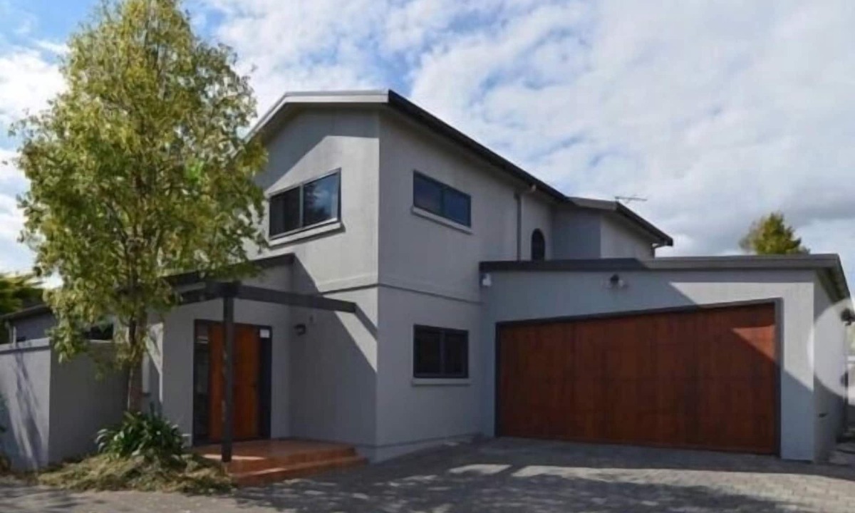 Owhata House | Great View near Rotorua Lake