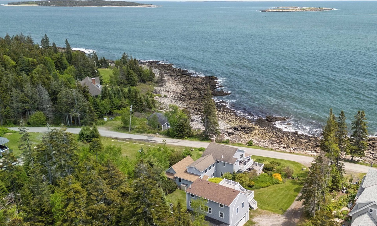 Port Clyde House | Great White Caps - Family Friendly Oceanfront