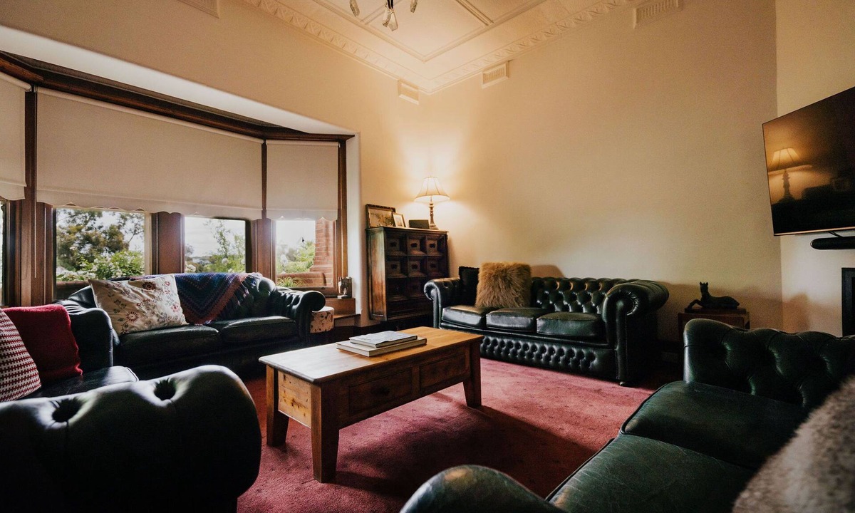 Castlemaine House | Green Gables King Suite