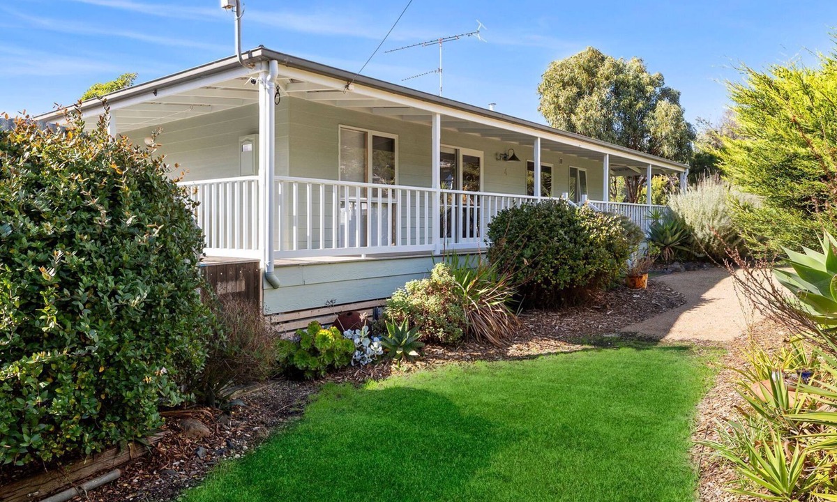 Surf Coast House | Green Gully House - Breezy Oasis