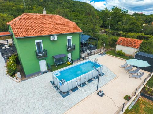 Drnis House | Green Haven Holiday House Near Drniš