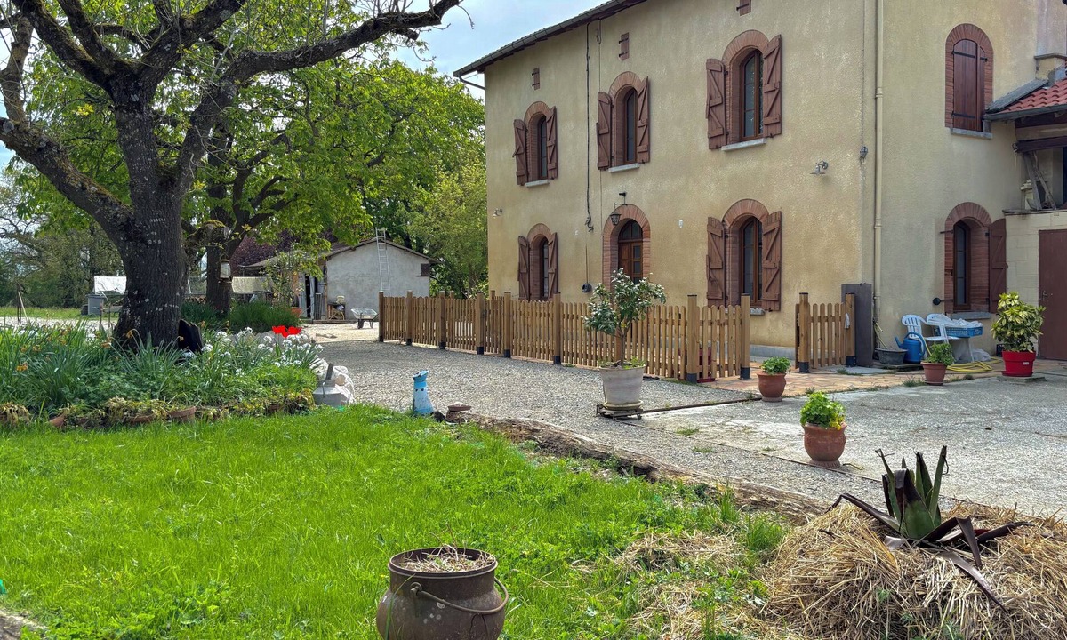 Le Fousseret Other | Green haven of peace