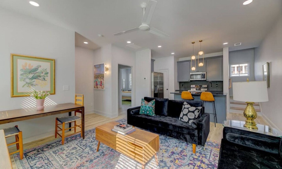 Columbia Apartment | Green House @ Township- Unit A | 3BR 3BA