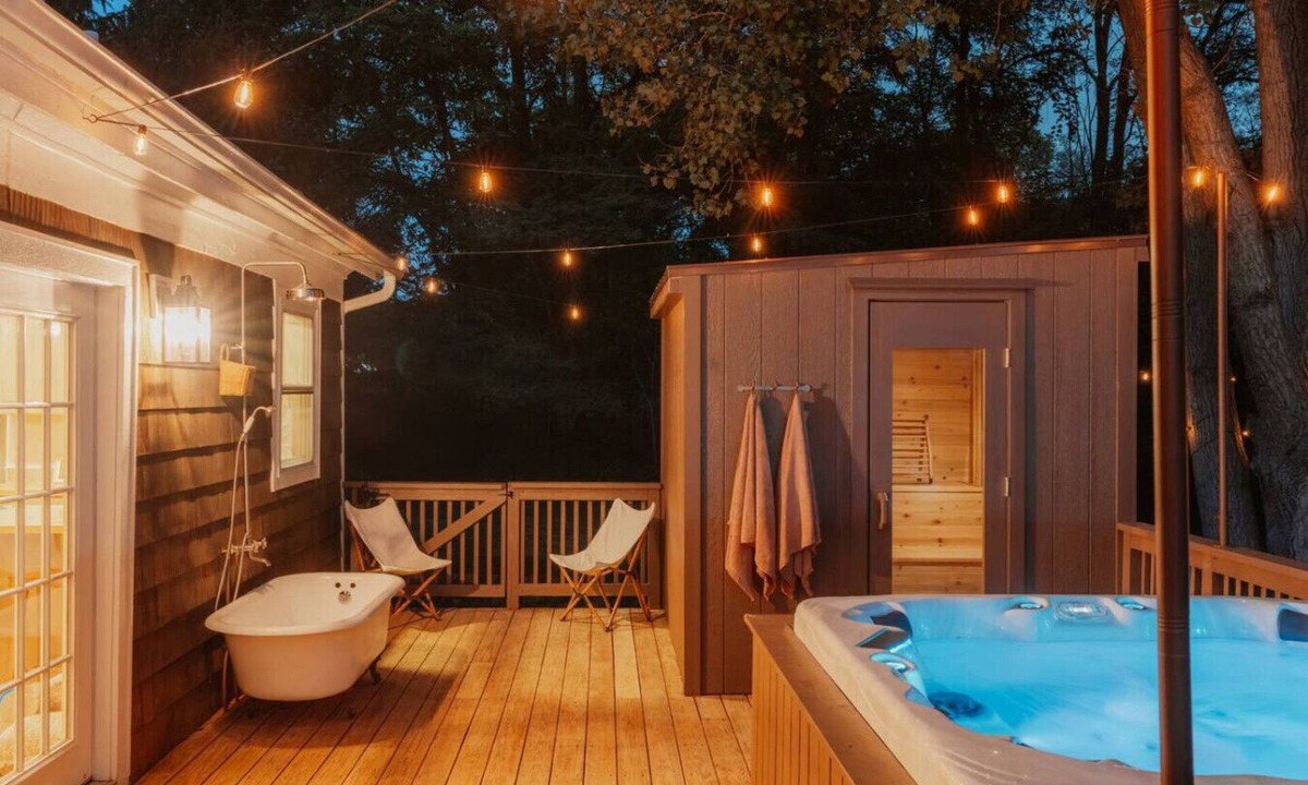 Manlius House | Green Lakes Streamside Escape: Sauna & Hot Tub