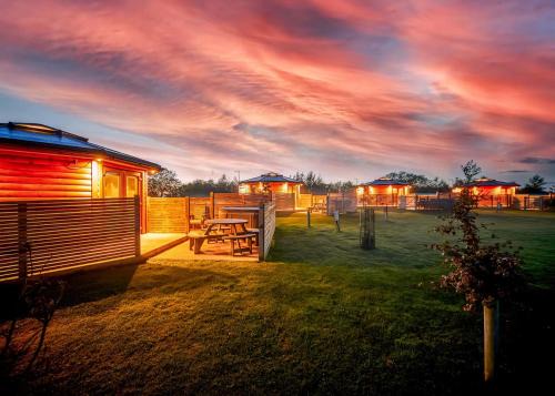 Fitling Resort | Green Meadows Park