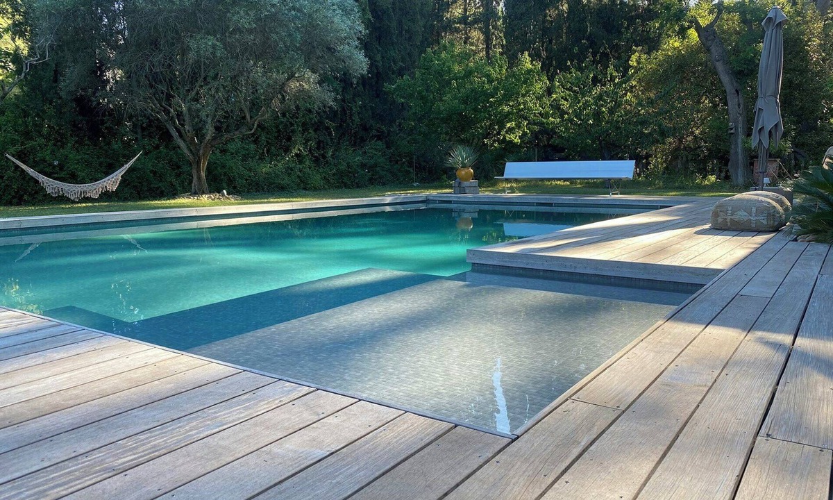 Beaux Arts-Boutonnet House | Green oasis with pool in Montpellier