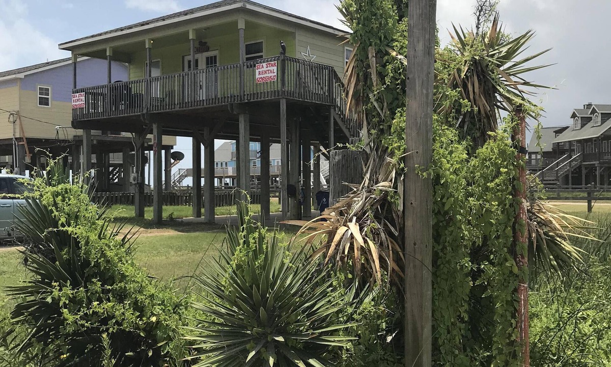 Freeport House | Green Sea Star steps away to beach- May18-21 last min sale @ 125nt + 10 %OFF