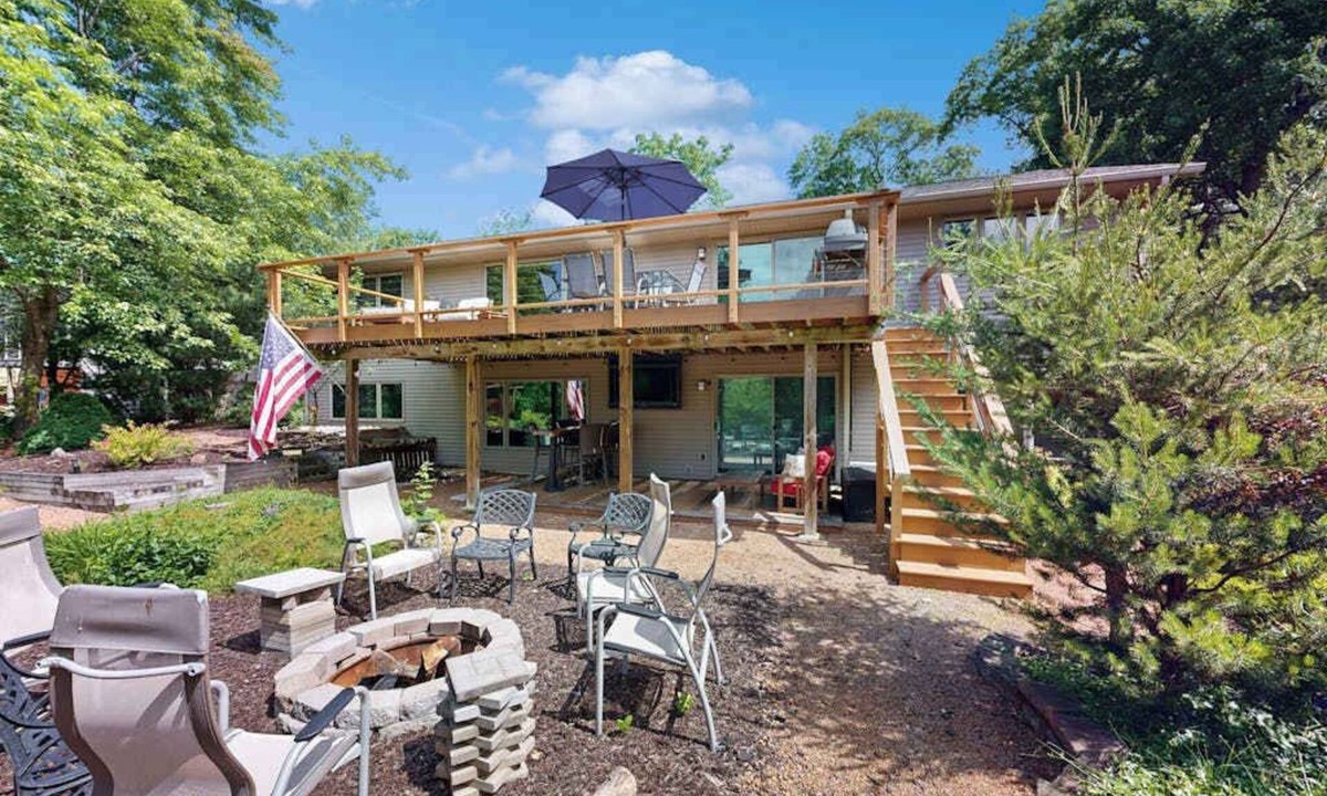 Rome House | Green side smart home with golf, beach/lake access, off-site dock & EV charger