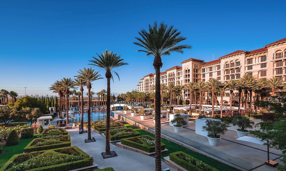 Green Valley Ranch Hotel | Green Valley Ranch Resort and Spa