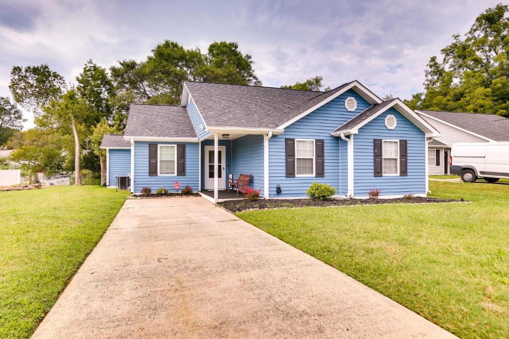 Greensboro House | Greensboro Vacation Rental w/Patio, Yard!