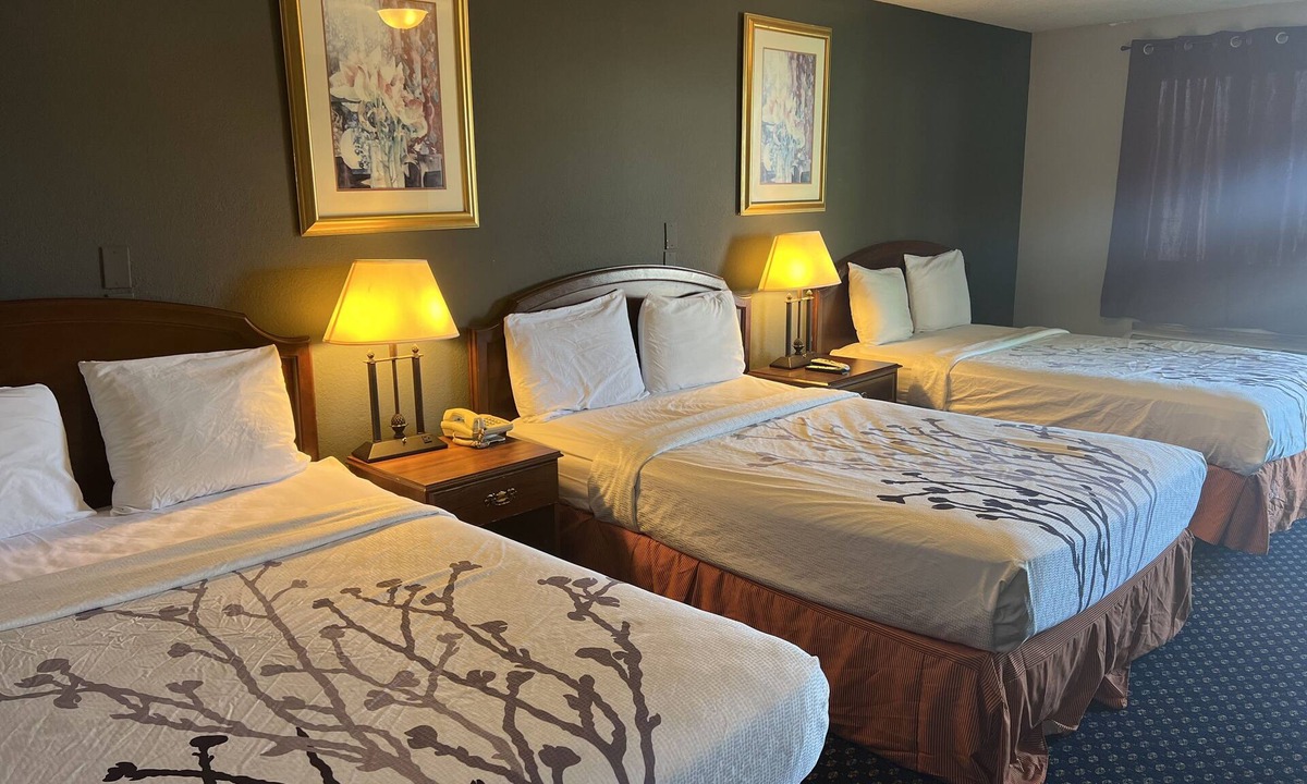 Greensburg Hotel | Greensburg Inn