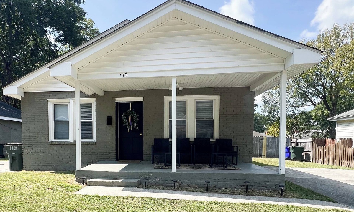 Greenville House | Greenville Bungalow in Amazing Grid Location!