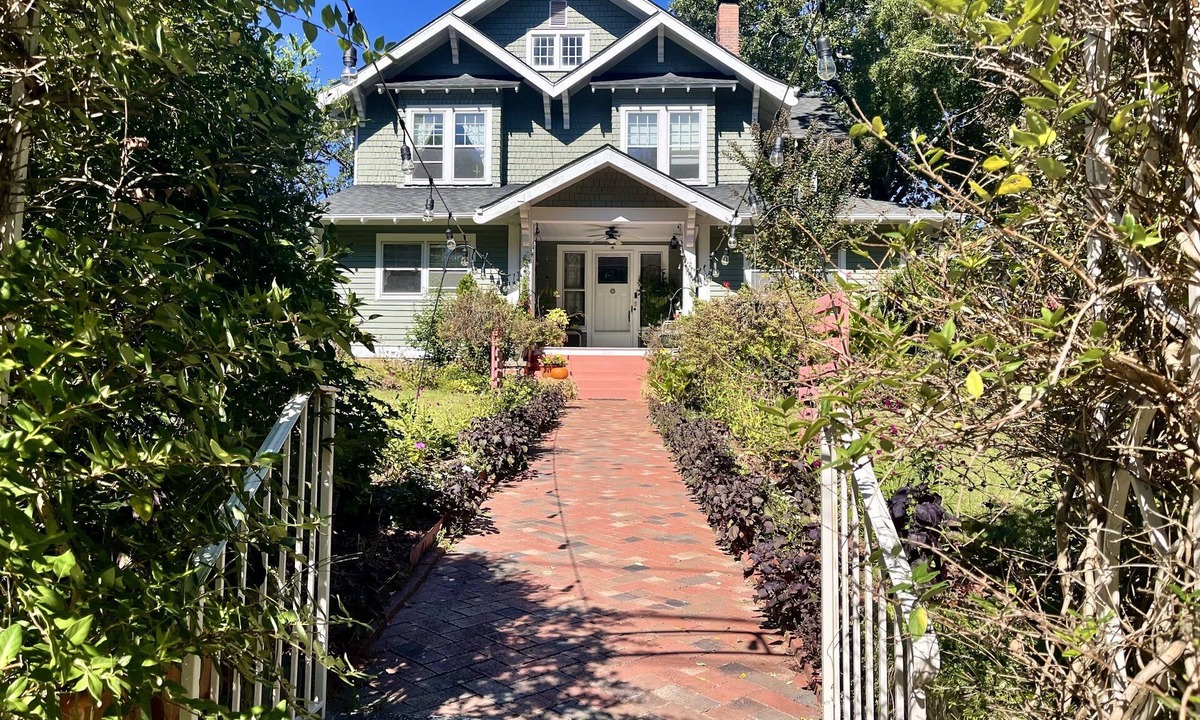 Greensboro Bed & Breakfast | Greenwood Bed & Breakfast