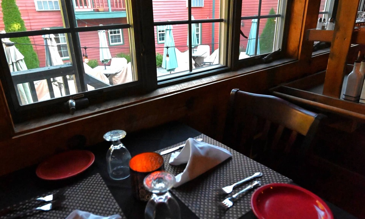 Averill Park Hotel | Gregory House Country Inn