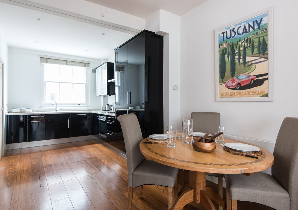 Royal Borough of Kensington and Chelsea Apartment | Gregory Place by onefinestay