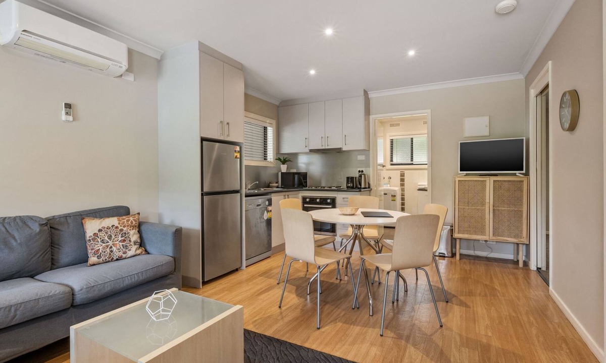 Bright Apartment | Grevillea Gardens Unit 4