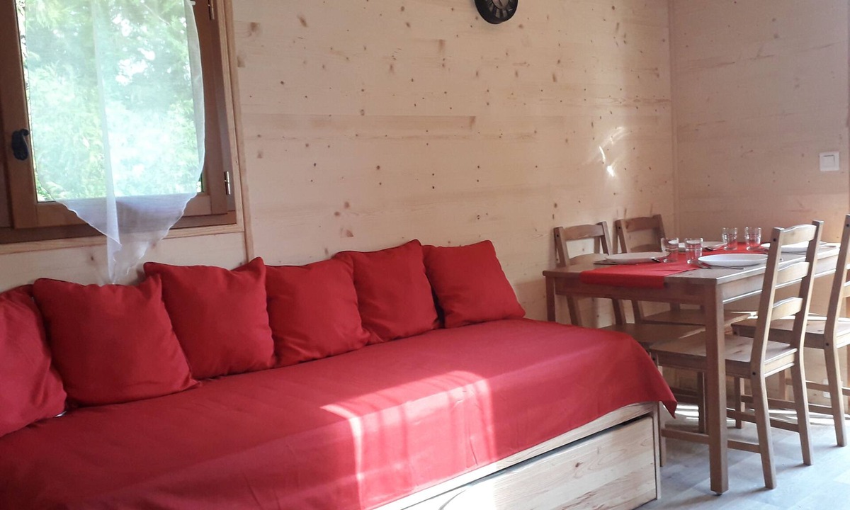 Audeville Cabin | Grey partridge trailer