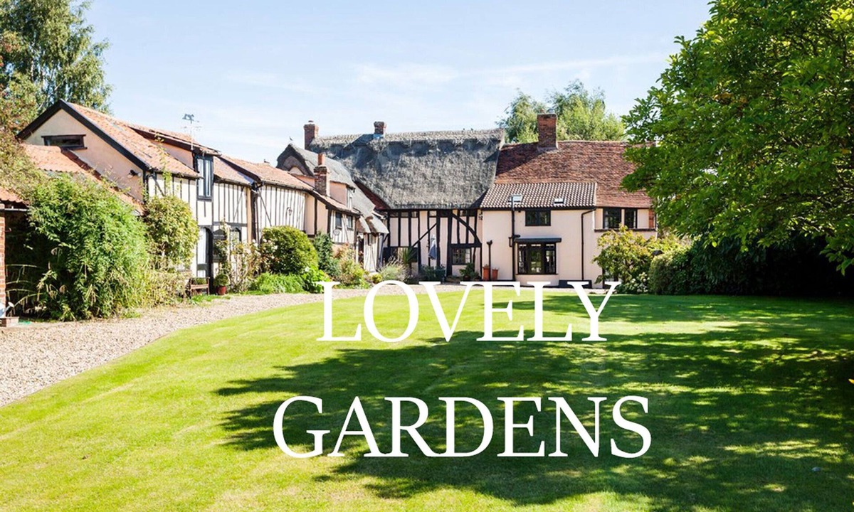 Glemsford Bed & Breakfast | Greyhound Cottage