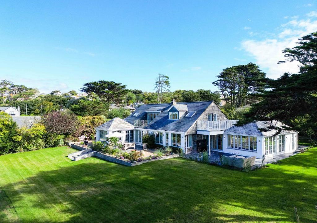 Trebetherick House | Greystones