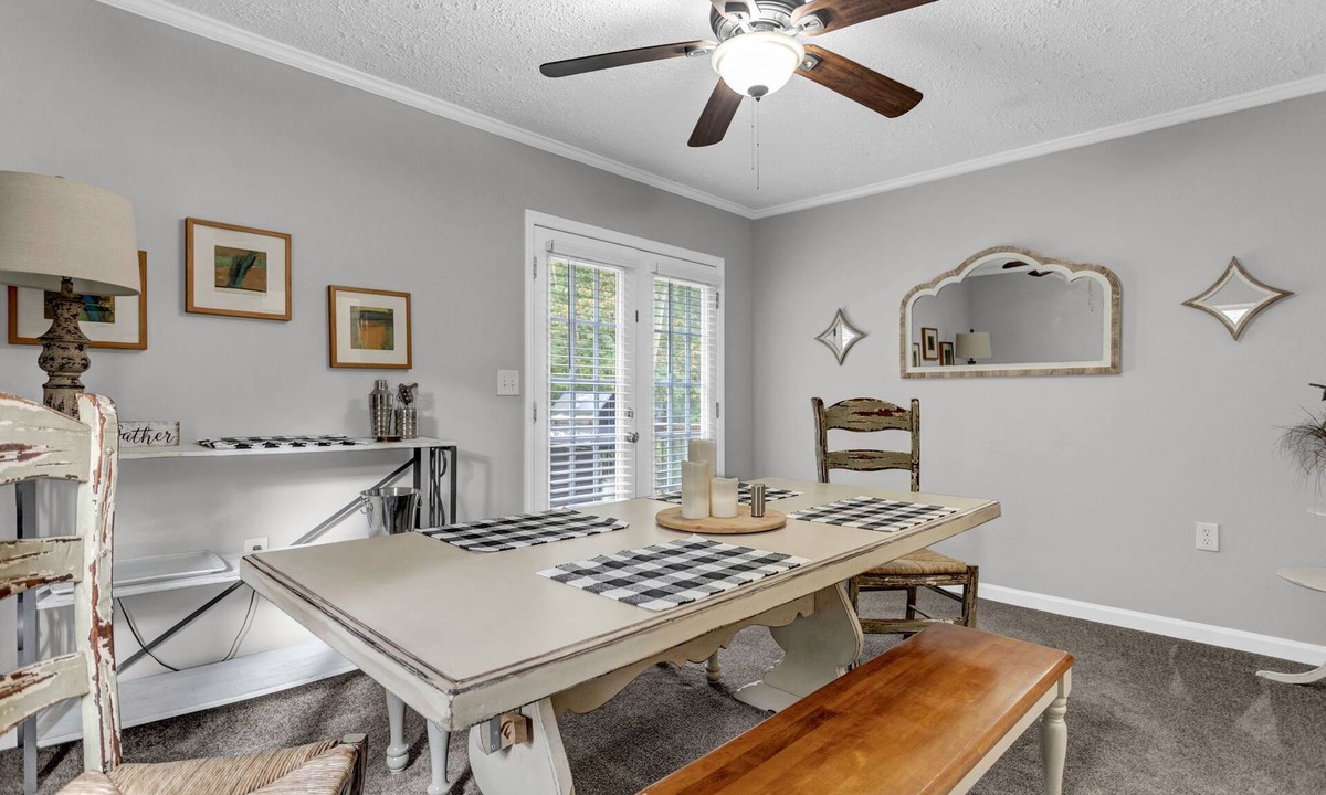 Acworth House | Grill & Chill Retreat!