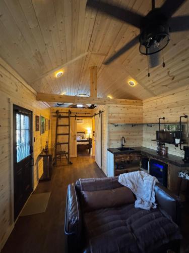 Mount Mourne Ski Chalet | Grinning Mule Lodge