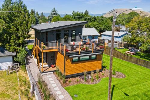 Rose Park House | Griz Country Cottage