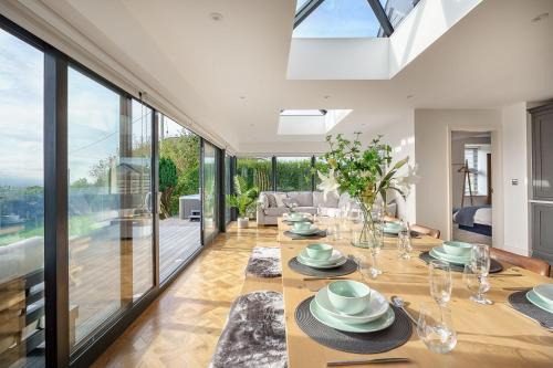 Llanfairpwllgwyngyll House | Groeslon