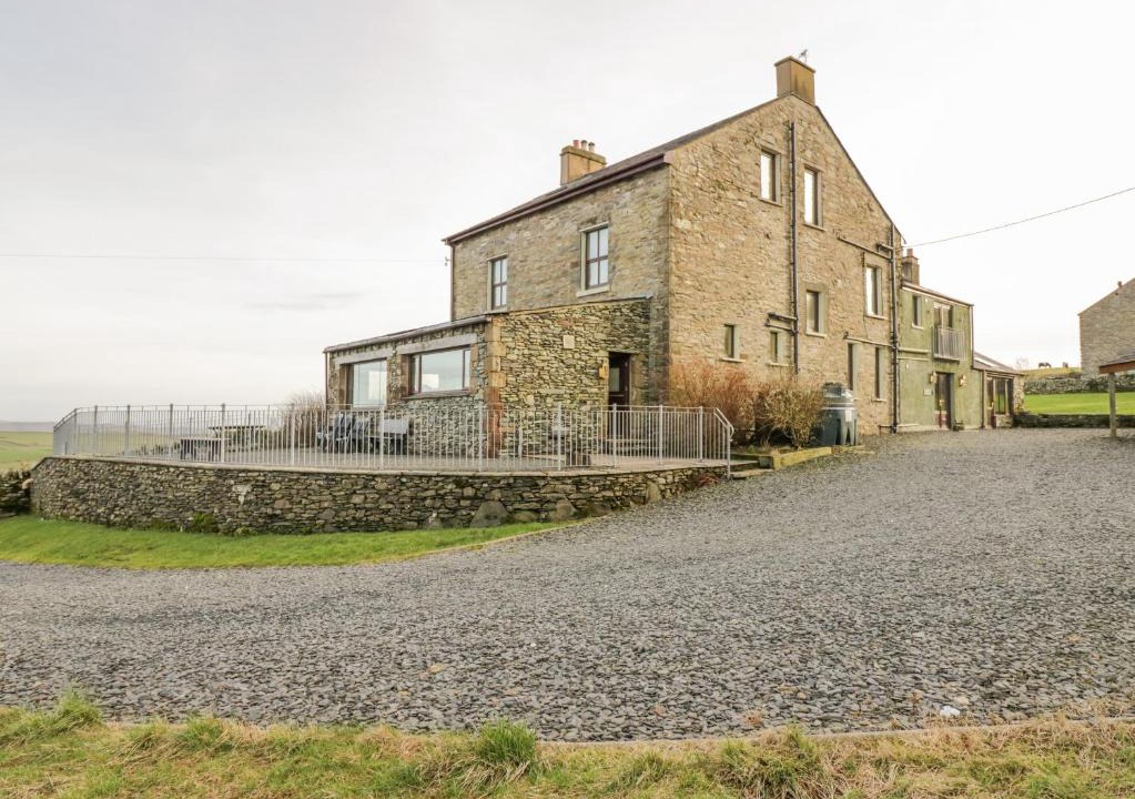 Ulverston House | Groffa Crag Farmhouse