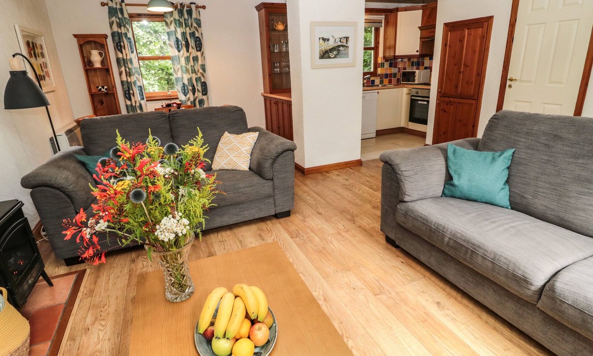 Duns Cottage | Groom's Cottage