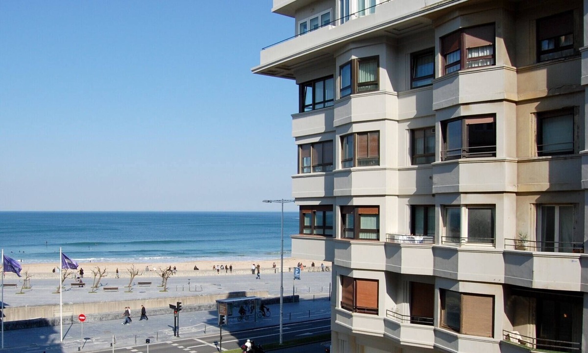 Gros Apartment | GROS BEACH, views La Zurriola beach