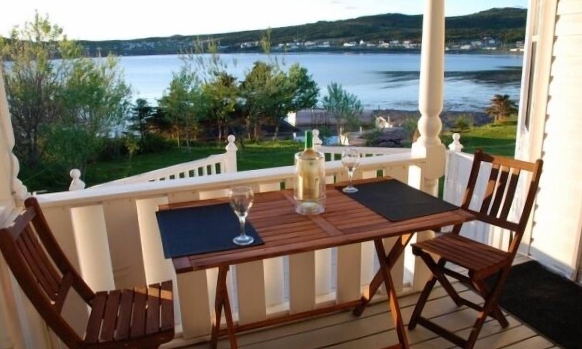 Rocky Harbour House | Gros Morne National Park