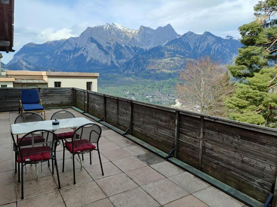 Pizol Apartment | Grosse 2 ZImmer Wohnung mit Terrasse