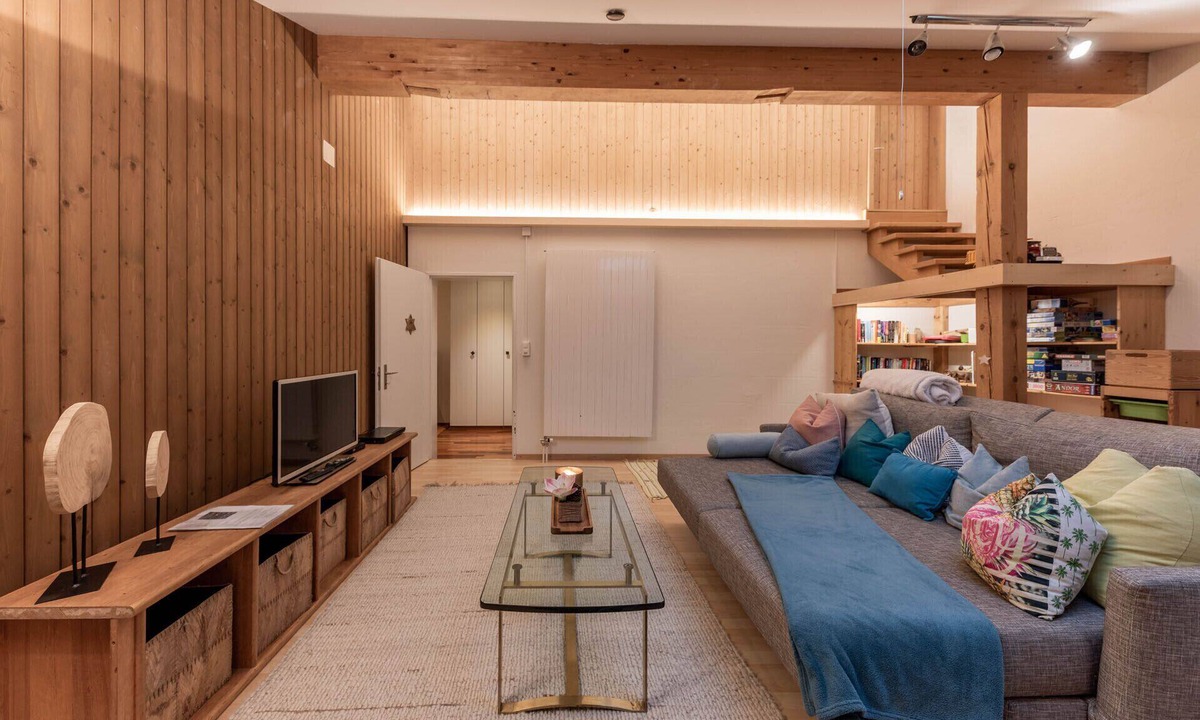 Wildhaus Apartment | Grosszügige Dachwohnung mit Sauna und Blick auf die Churfirsten