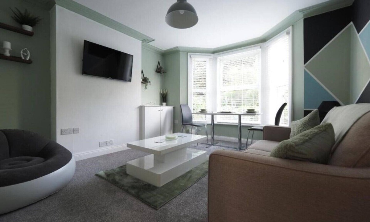 Royal Tunbridge Wells Apartment | Grosvenor Suite