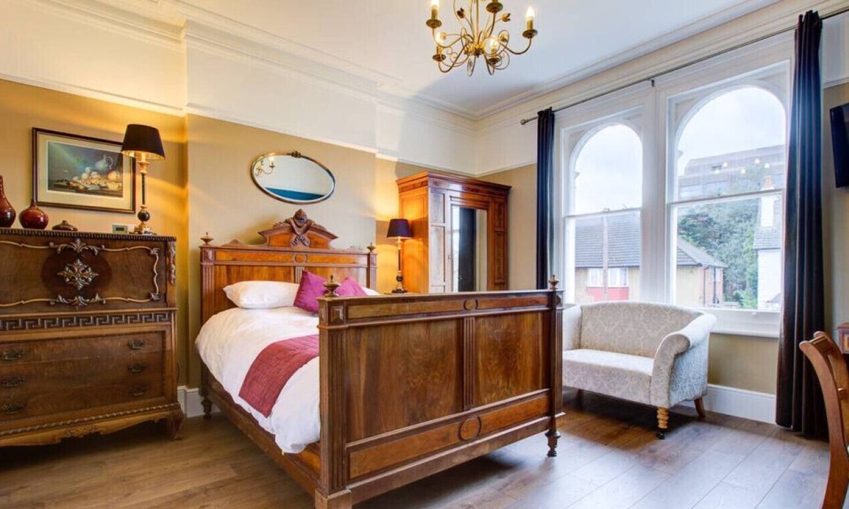 Wallington North Apartment | Grosvenor Road's Normanhurst