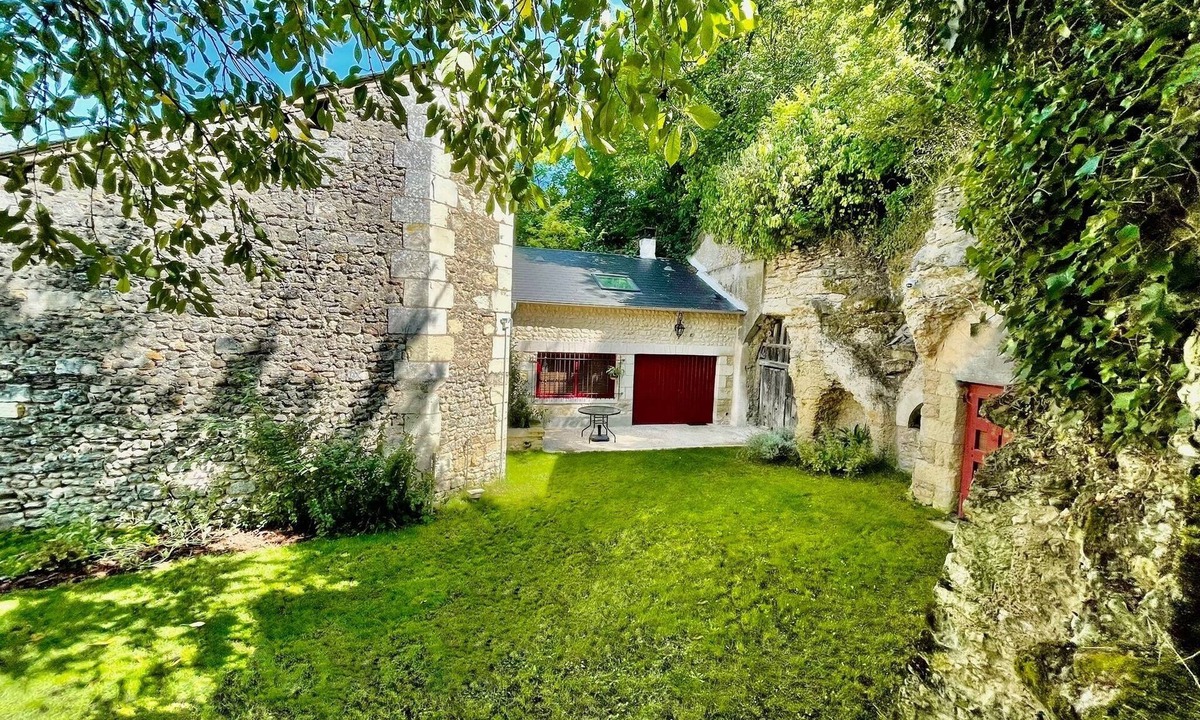 Chissay-en-Touraine House | Grotte de charme - Le Lys -Close to Beauval & Châteaux