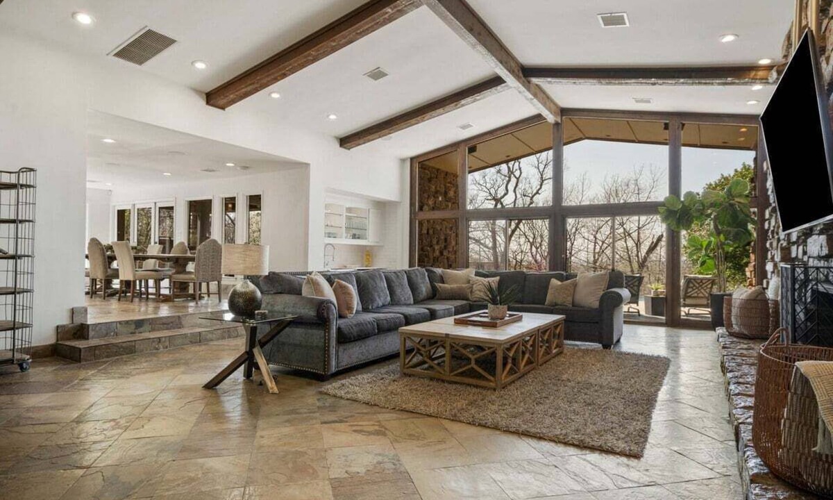 South Tulsa House | Grotto @ Southern Hills W/Pool & Hot Tub
