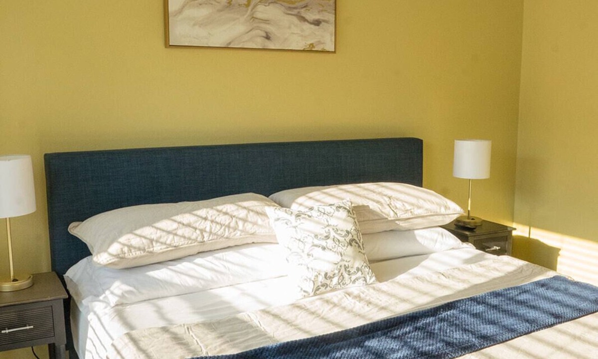 Kreole Apartment | Ground Floor · 6BR 4BA · Patio · Kitchen · Laundry
