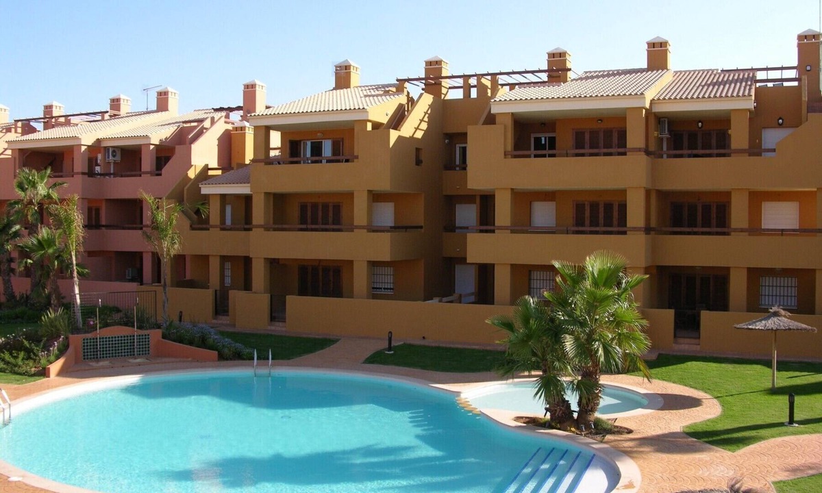 Mar de Cristal Apartment | Ground floor apartment, free wifi, patio, pool view
