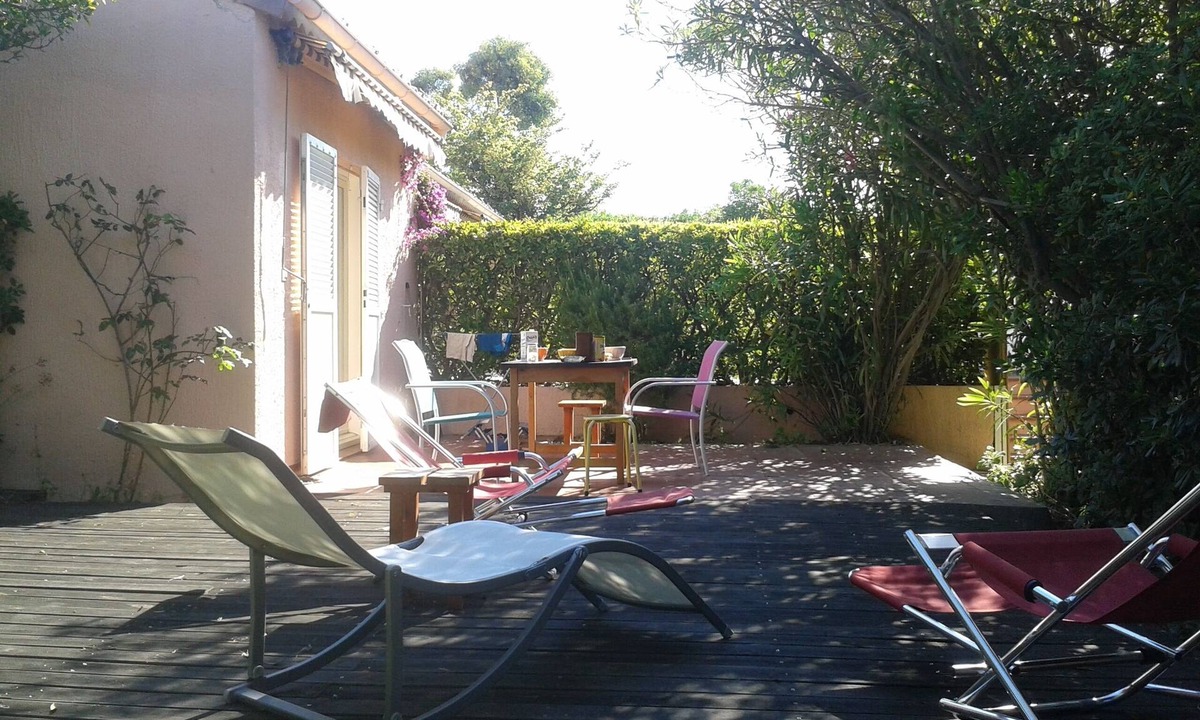 Giens Apartment | ground floor apartment