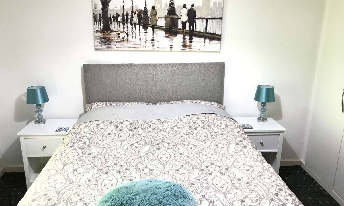 Littleover Apartment | Ground Floor Deluxe - Courtyard View