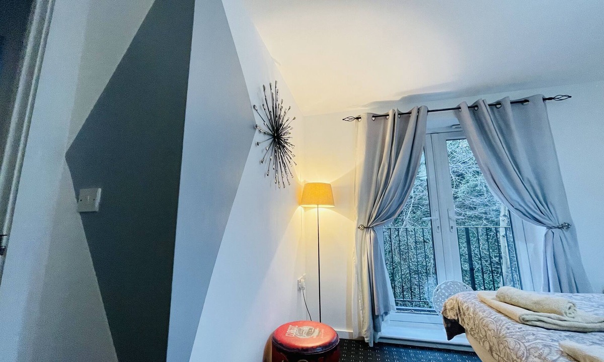 Littleover Apartment | Ground Floor Deluxe - Courtyard View