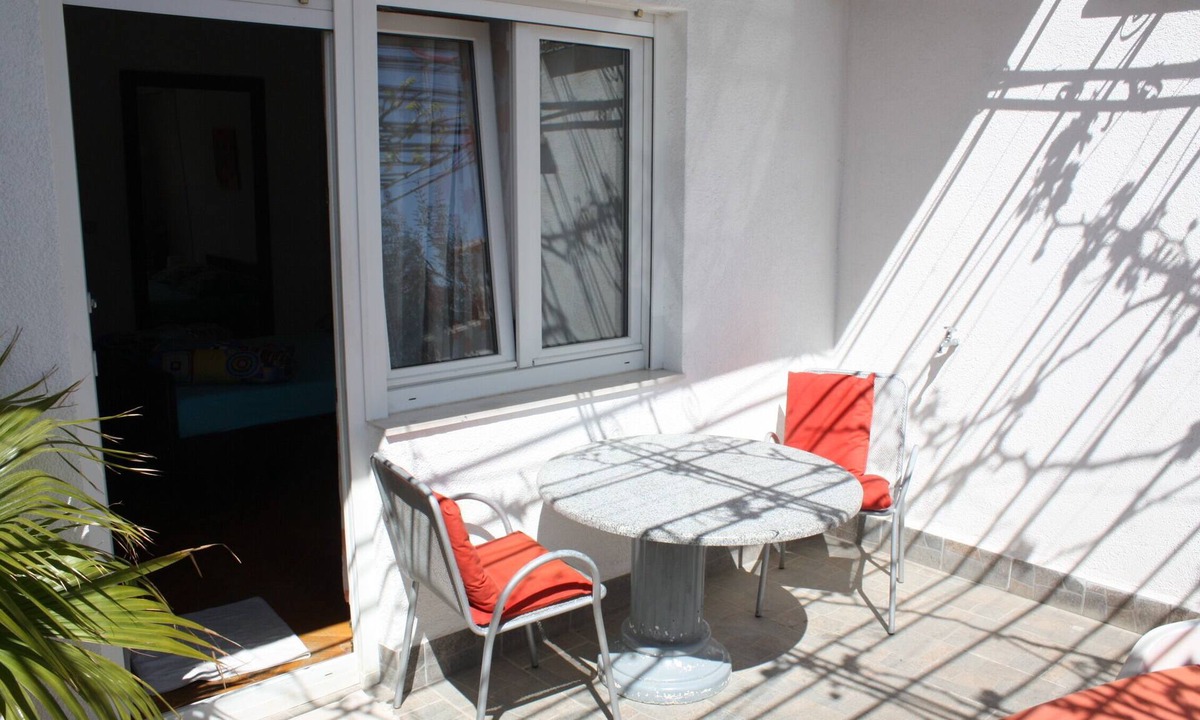 Seget Donji House | Ground floor double room with approx. 25m² air conditioning, terrace, sea view
