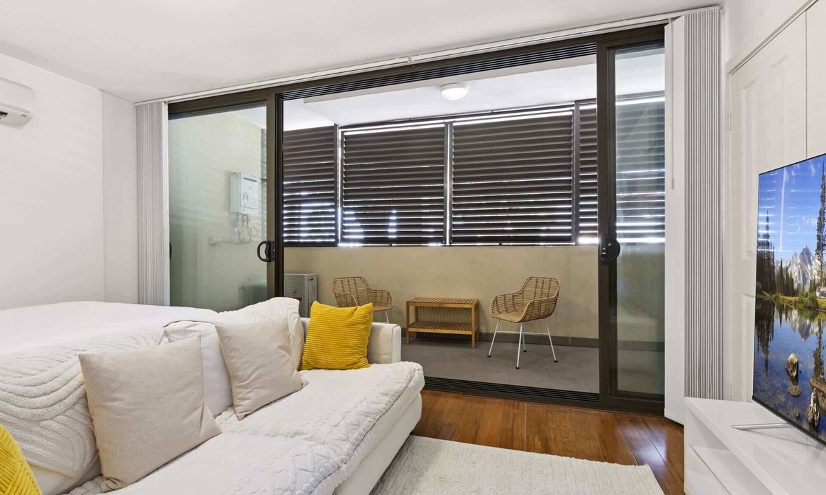 Strathfield Apartment | Ground Floor One-Bed with Courtyard Access