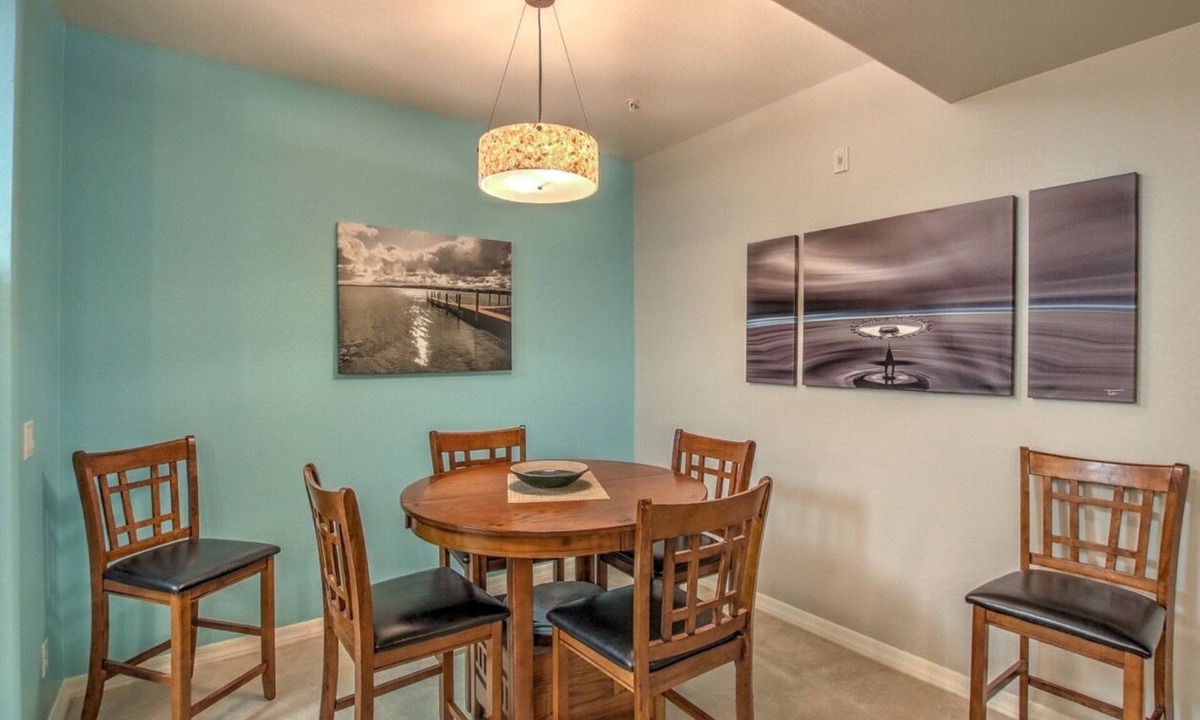 Parkwood Ranch Condo | Ground floor pool side condo