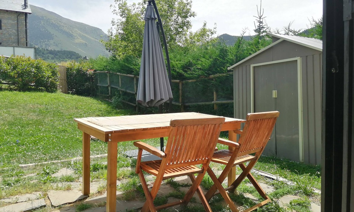 Pla de l'Ermita Apartment | Ground floor with private garden Aüt 1
